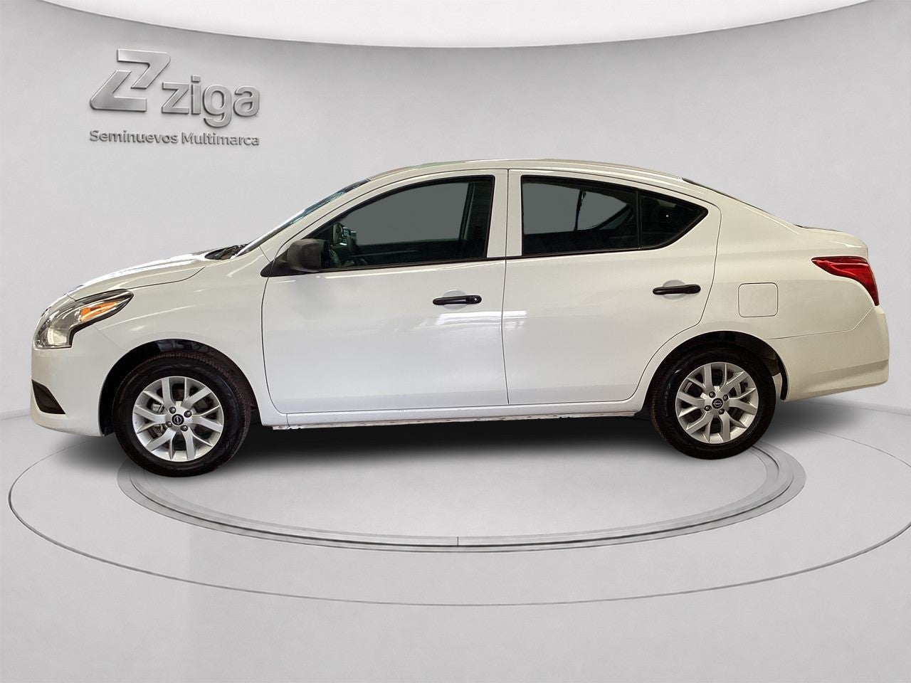 2025 Nissan V-Drive 1.6 A/C Mt