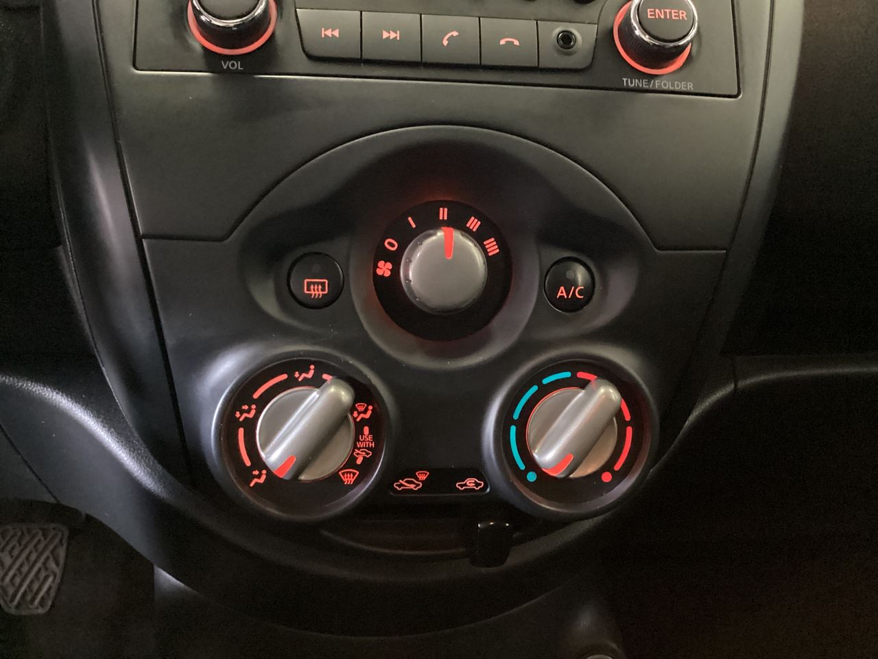 2024 Nissan V-Drive 1.6 A/C Mt