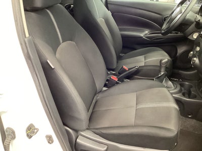2025 Nissan V-Drive 1.6 A/C Mt