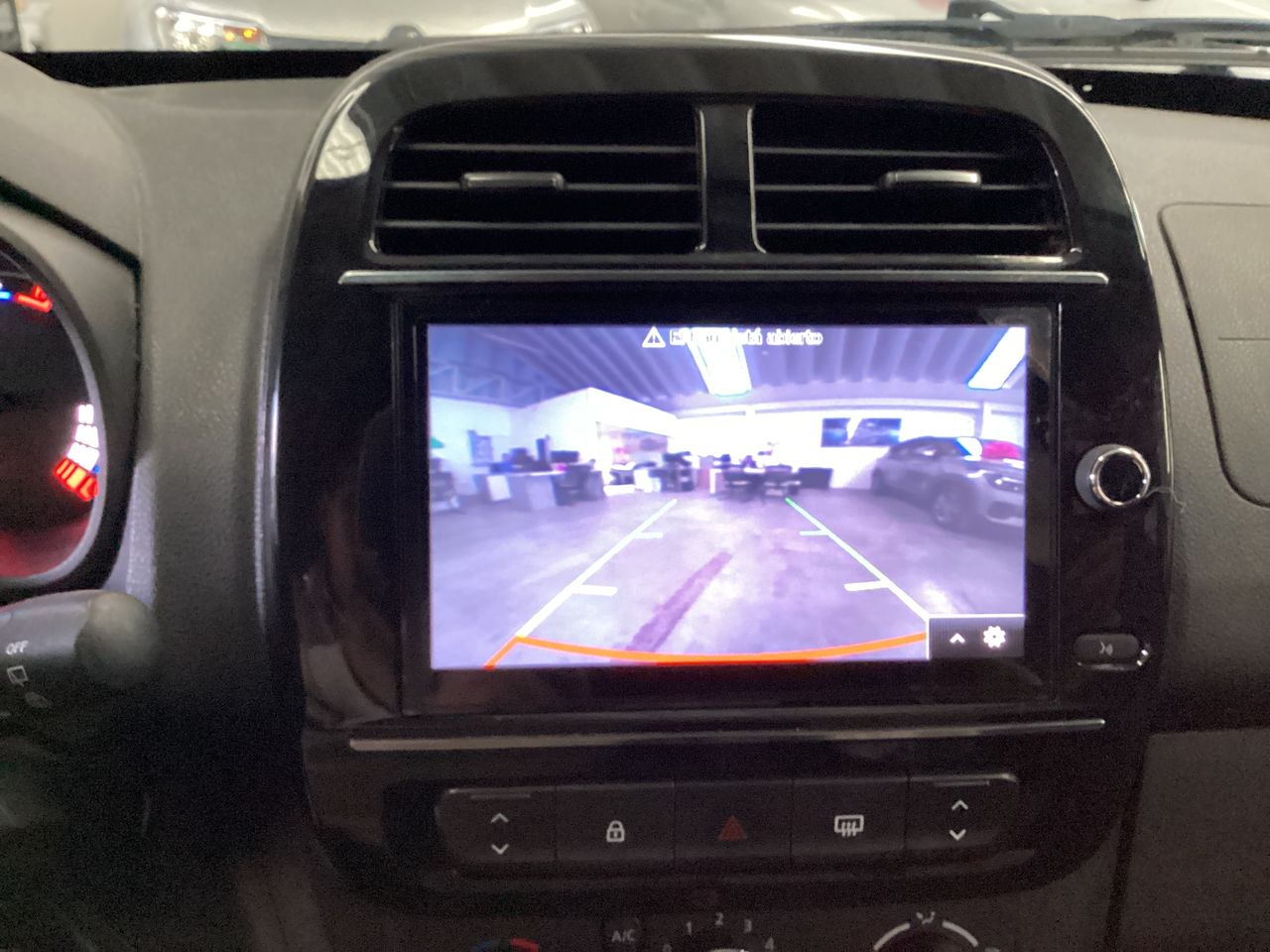 2024 Renault Kwid 1.0 Iconic Mt