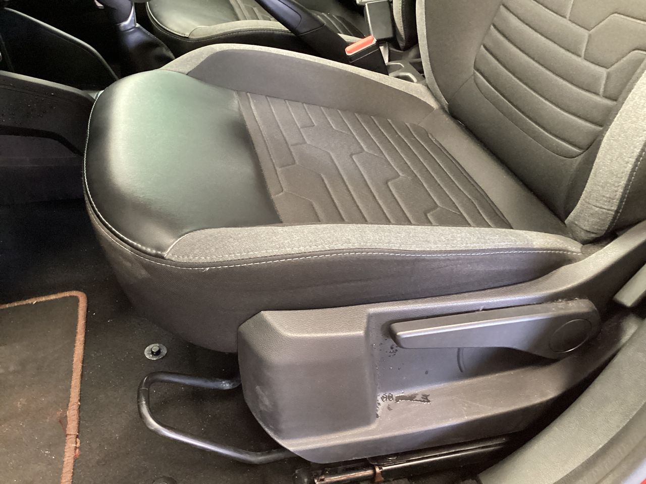 2023 Renault Duster 1.3 Iconic At