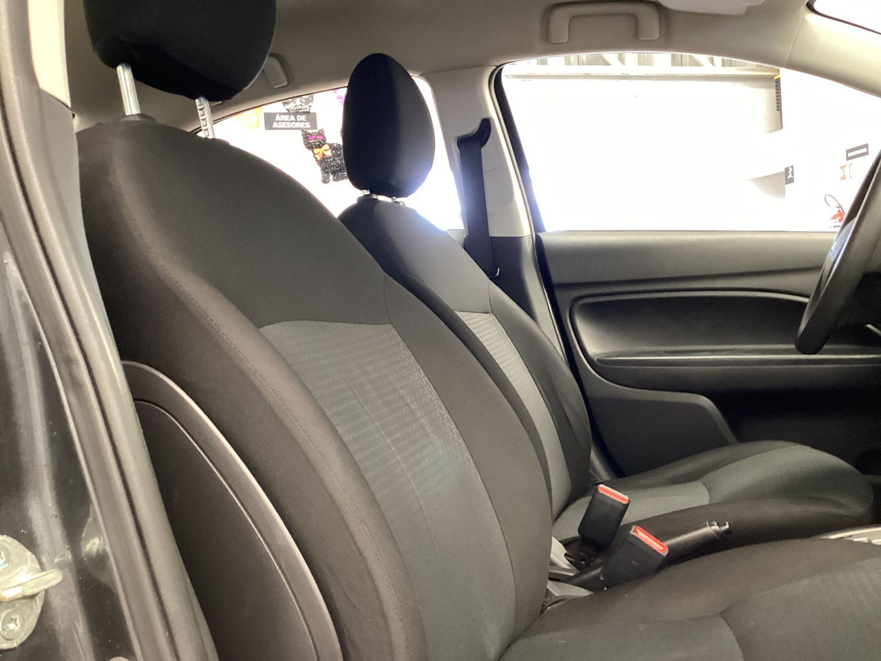 2024 Mitsubishi Mirage 1.2 Glx At
