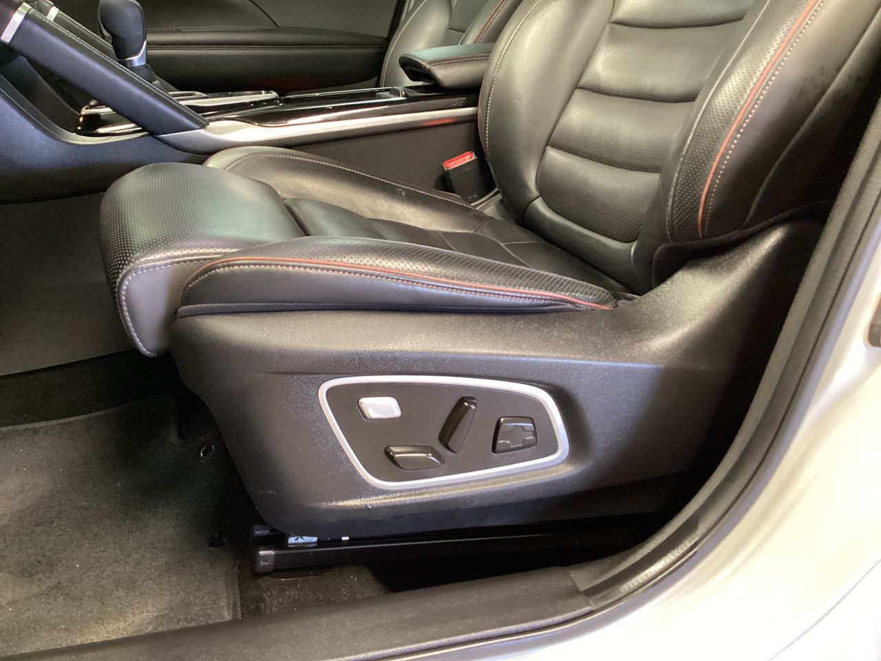 2024 Renault Koleos 2.5 Iconic At