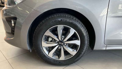 2021 Kia KIA RIO SEDAN 4p LX L4/1.6 Man