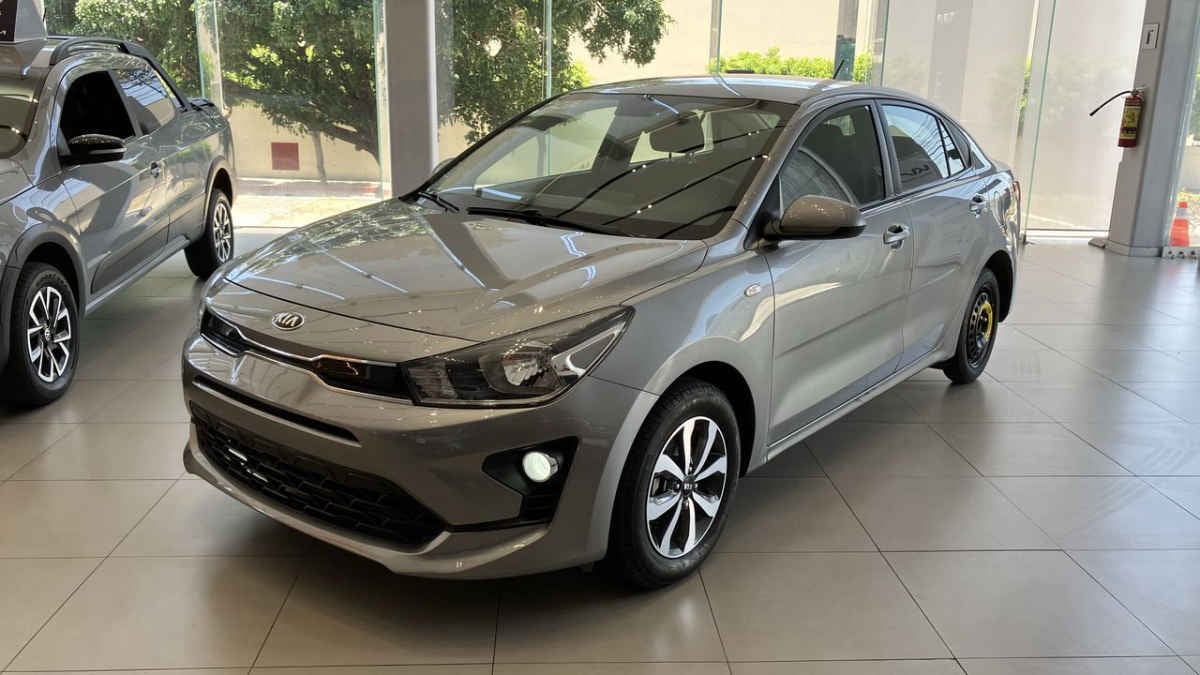2021 Kia KIA RIO SEDAN 4p LX L4/1.6 Man