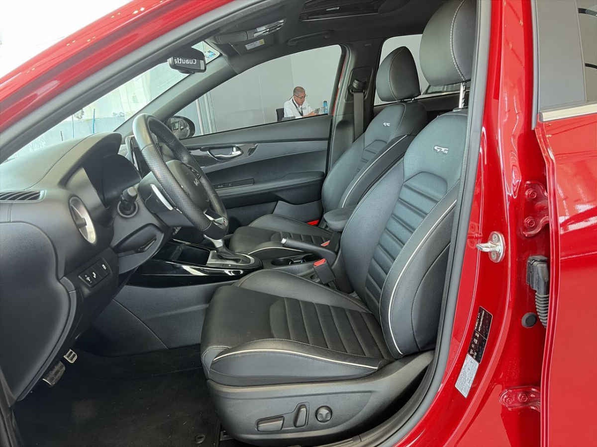 2023 Kia FORTE SEDAN 4p GT Line L4/2.0 Aut