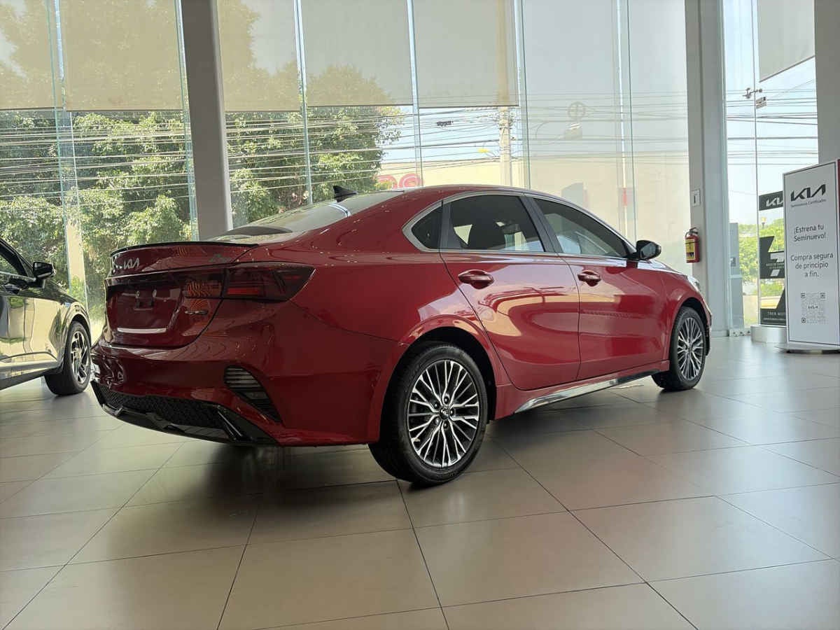 2023 Kia FORTE SEDAN 4p GT Line L4/2.0 Aut