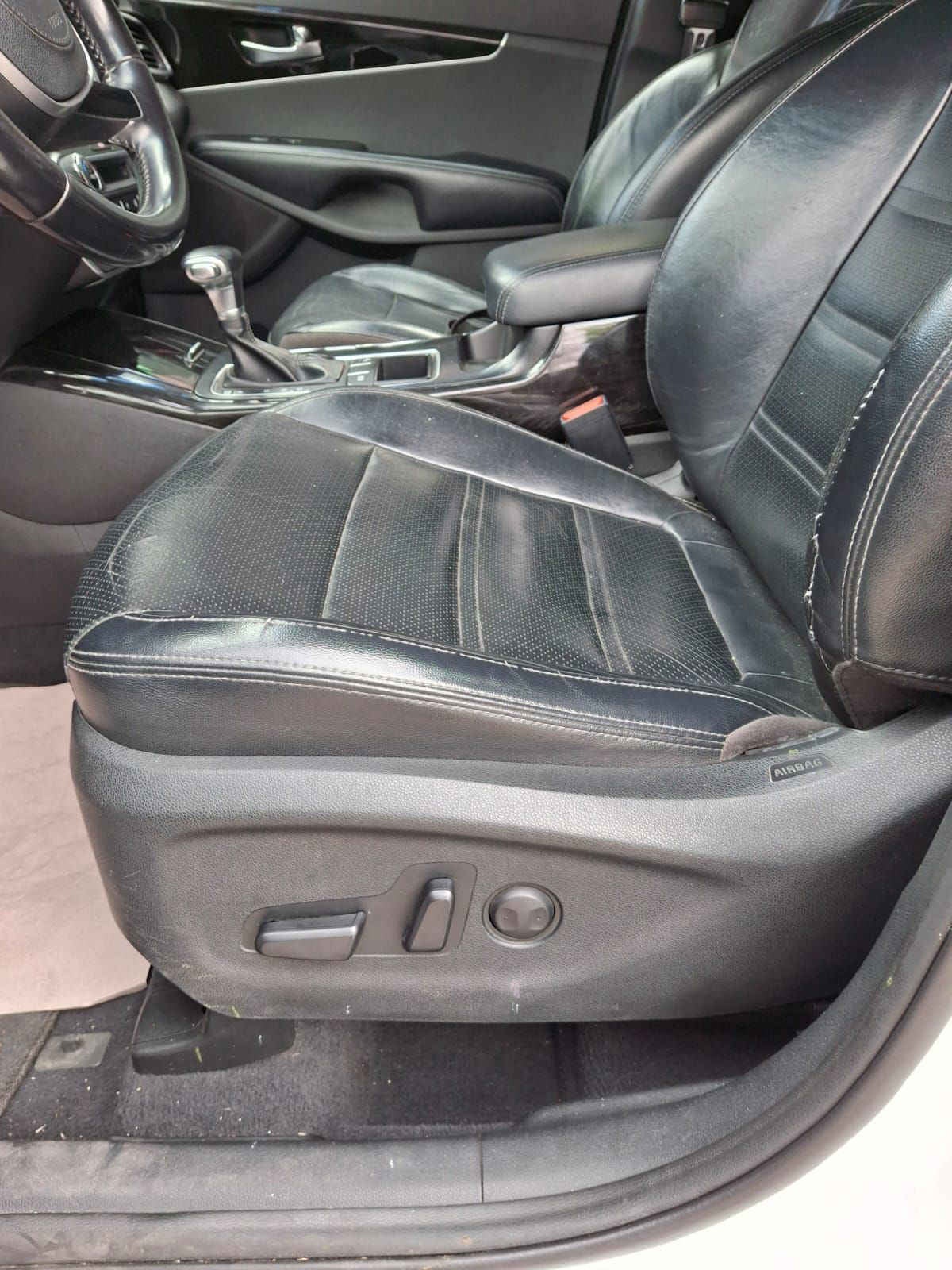 2019 Kia Sorento 5p EX L4 TA 6Vel Piel 7 pas. RA-18"