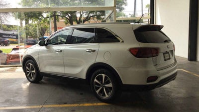 2019 Kia Sorento 5p EX L4 TA 6Vel Piel 7 pas. RA-18"