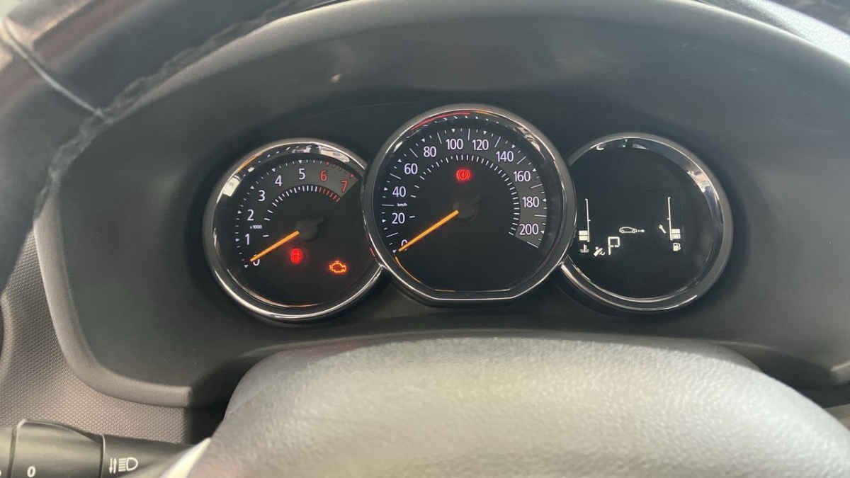 2024 Renault Logan 4p Intens L4/1.6 Aut