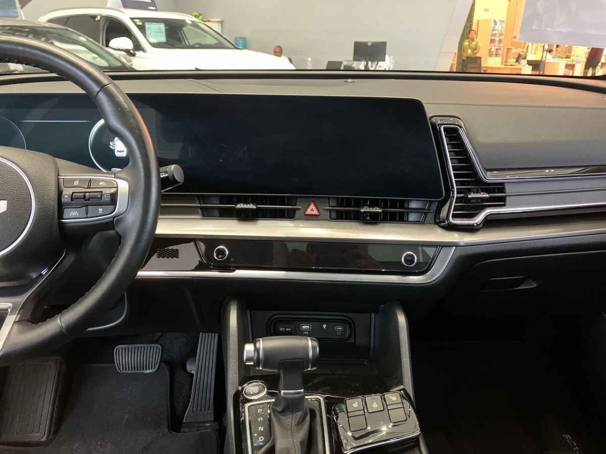 2025 Kia Sportage 5p SXL L4/2.5 Aut