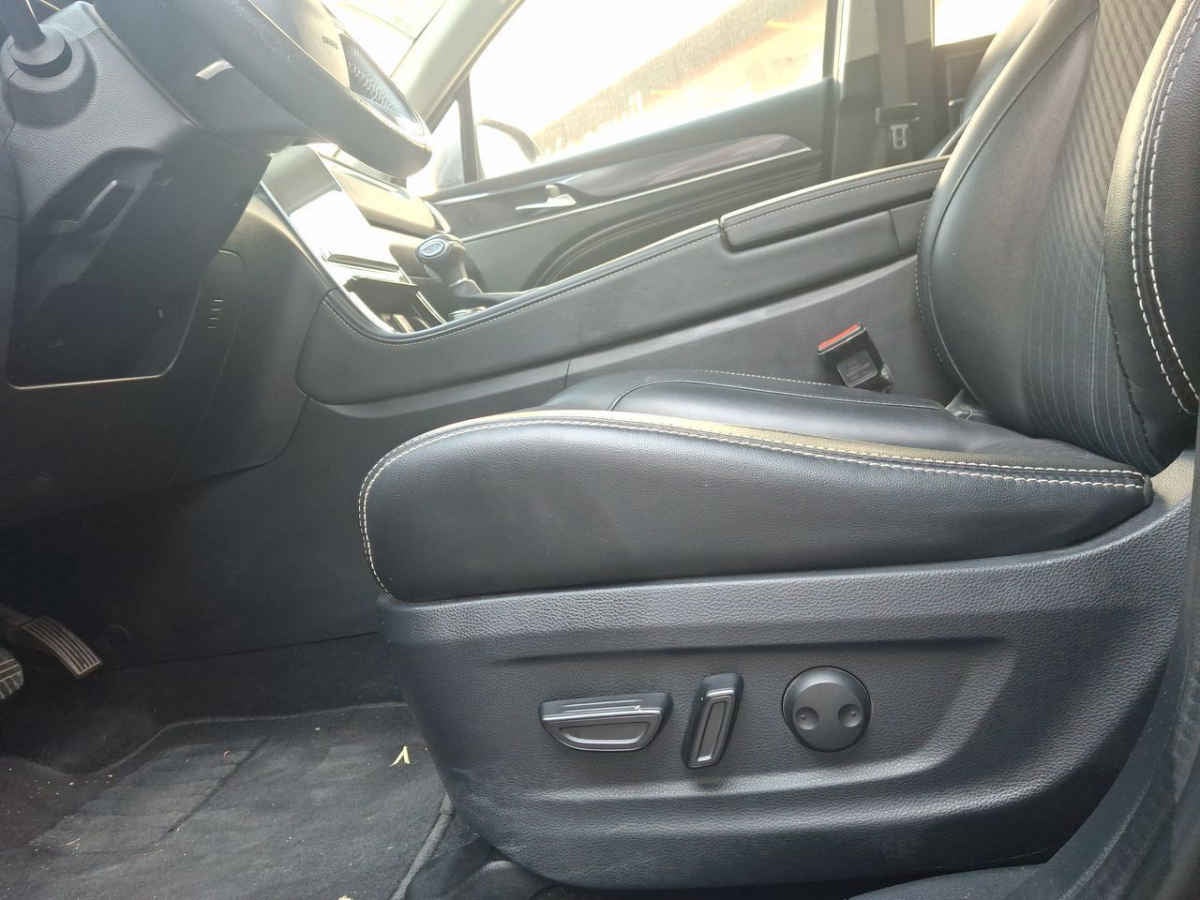 2023 Dodge Journey 5p SXT L4/1.5/T Aut