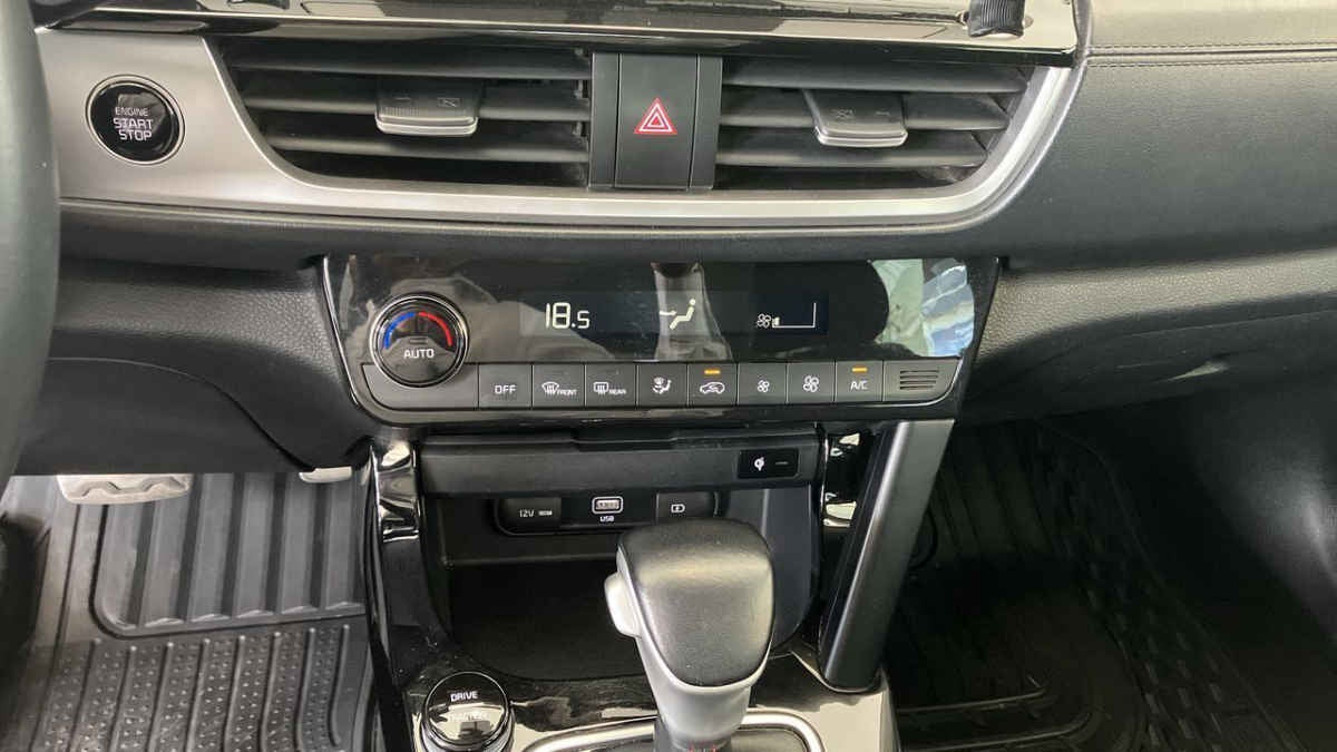 2023 Kia SELTOS 5p GT Line L4/1.4/T Aut