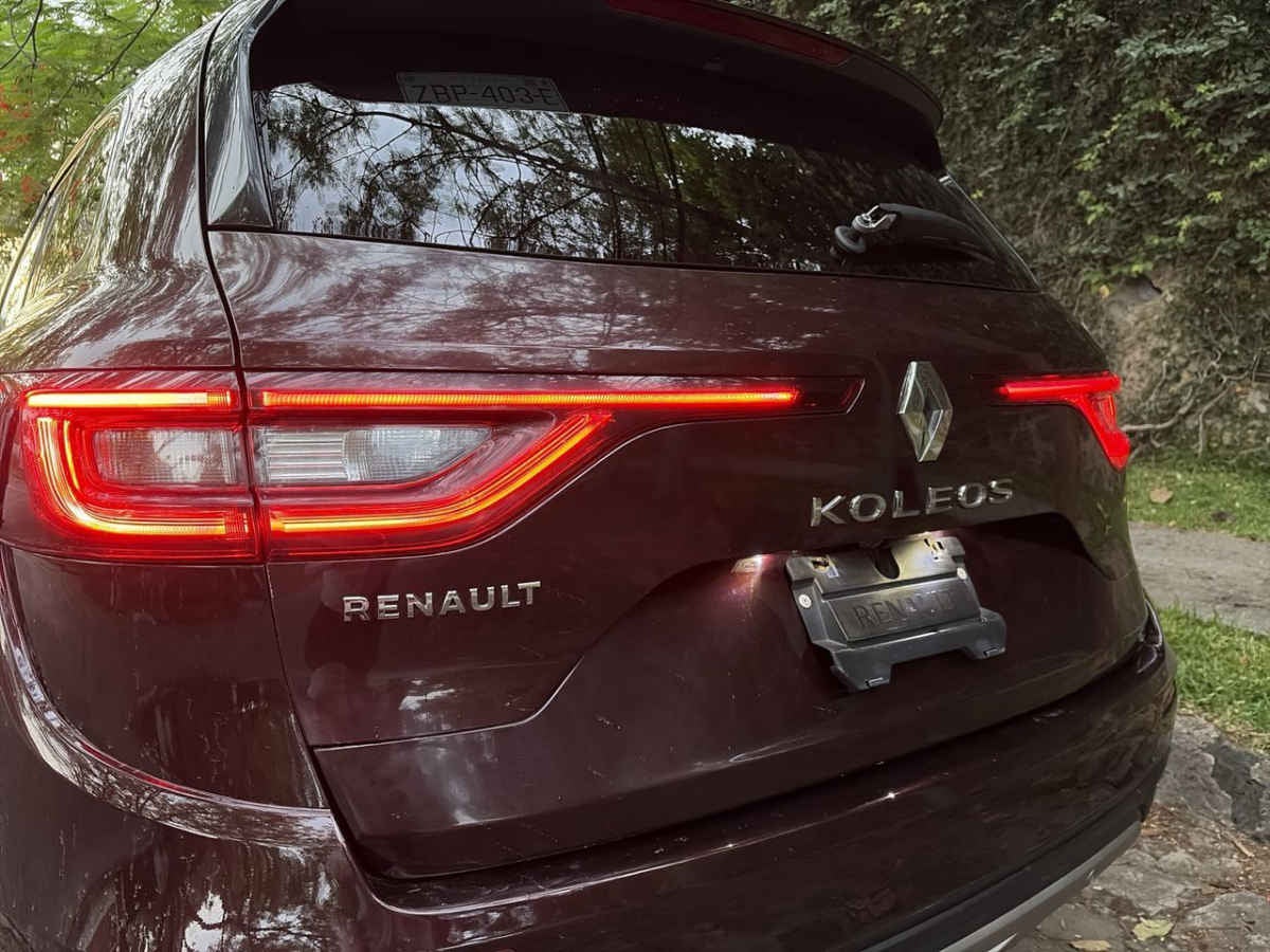 2023 Renault Koleos 5p Intens L4/2.5 Aut